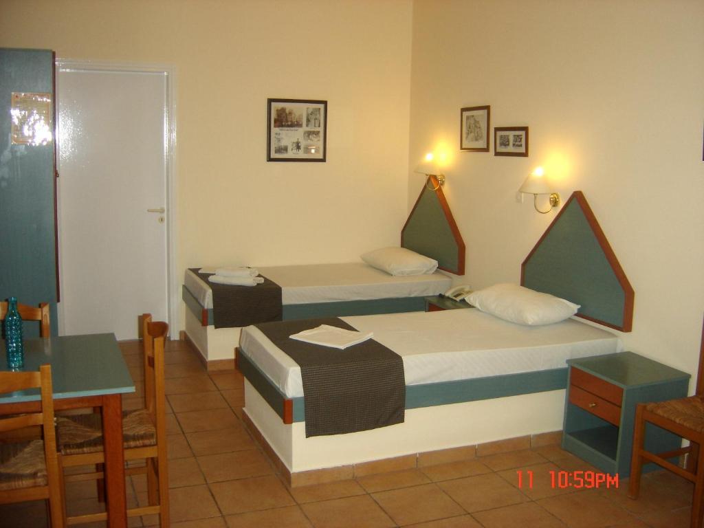 Filoxenia Apartments & Studios Theologos  Bilik gambar