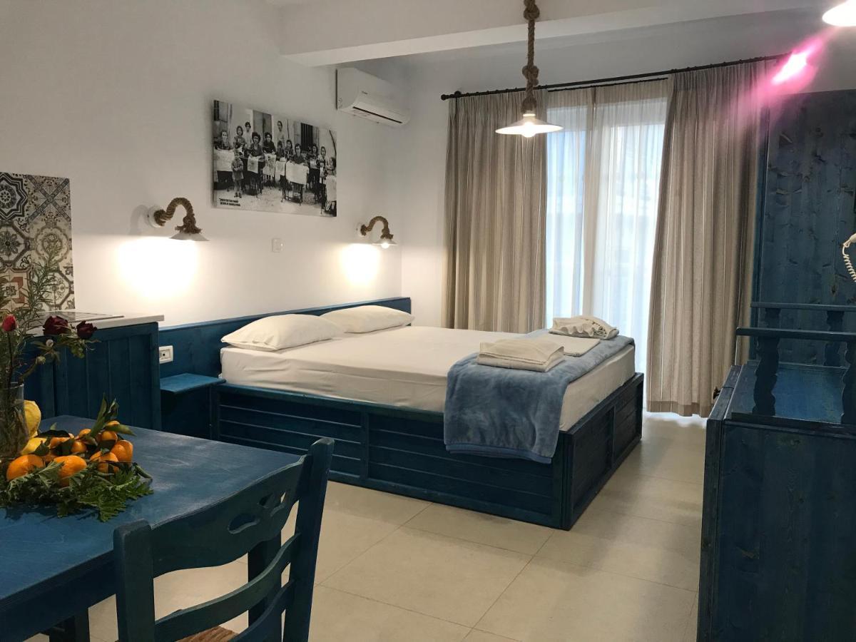 Filoxenia Apartments & Studios Theologos  Luaran gambar