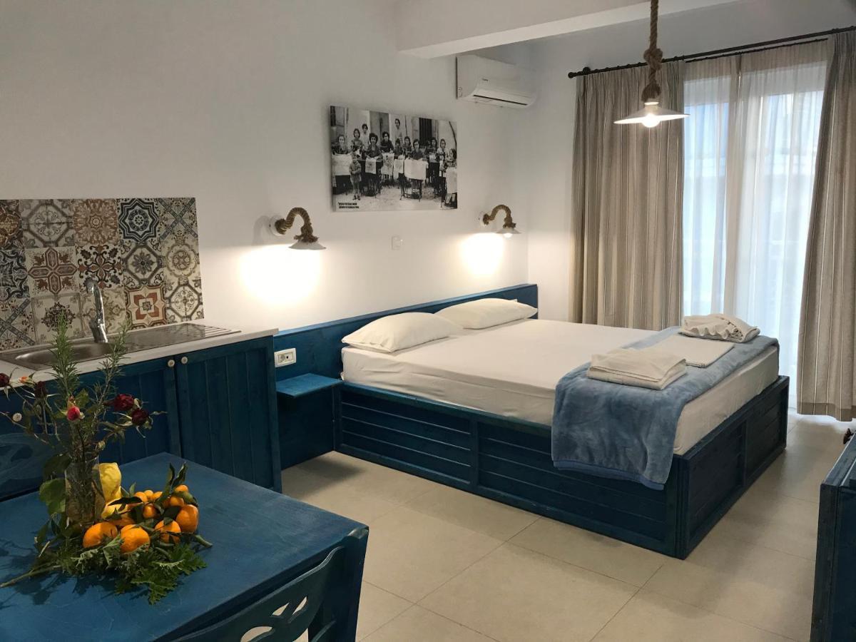 Filoxenia Apartments & Studios Theologos  Luaran gambar
