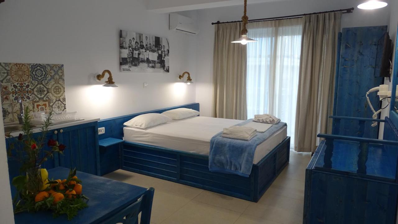 Filoxenia Apartments & Studios Theologos  Luaran gambar